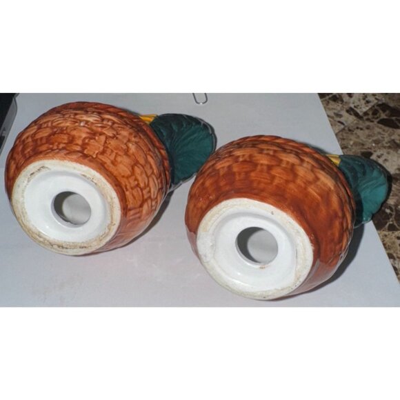 Vintage Ceramic Rooster Salt & Pepper Shakers Hand-Painted Collectible Set - Picture 6 of 6